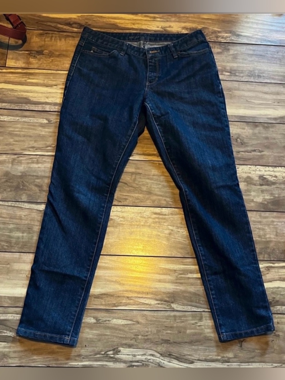 Michael Kors Dark Wash Skinny Jeans in Size 8